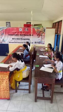 Pelaksanaan Bulan Bahasa Bali Pemerintah Desa Mengening dan Adat Desa Mengening